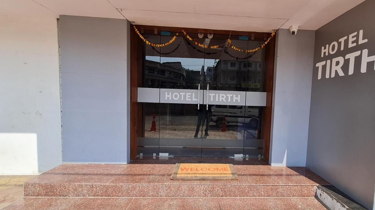 Hotel Tirth Ankleshwar Eksteriør billede